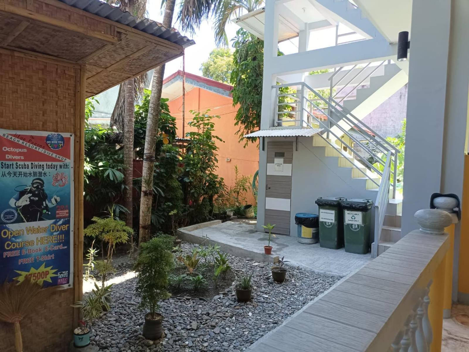 The Blue Pagong Aparthotel Puerto Galera Eksteriør bilde